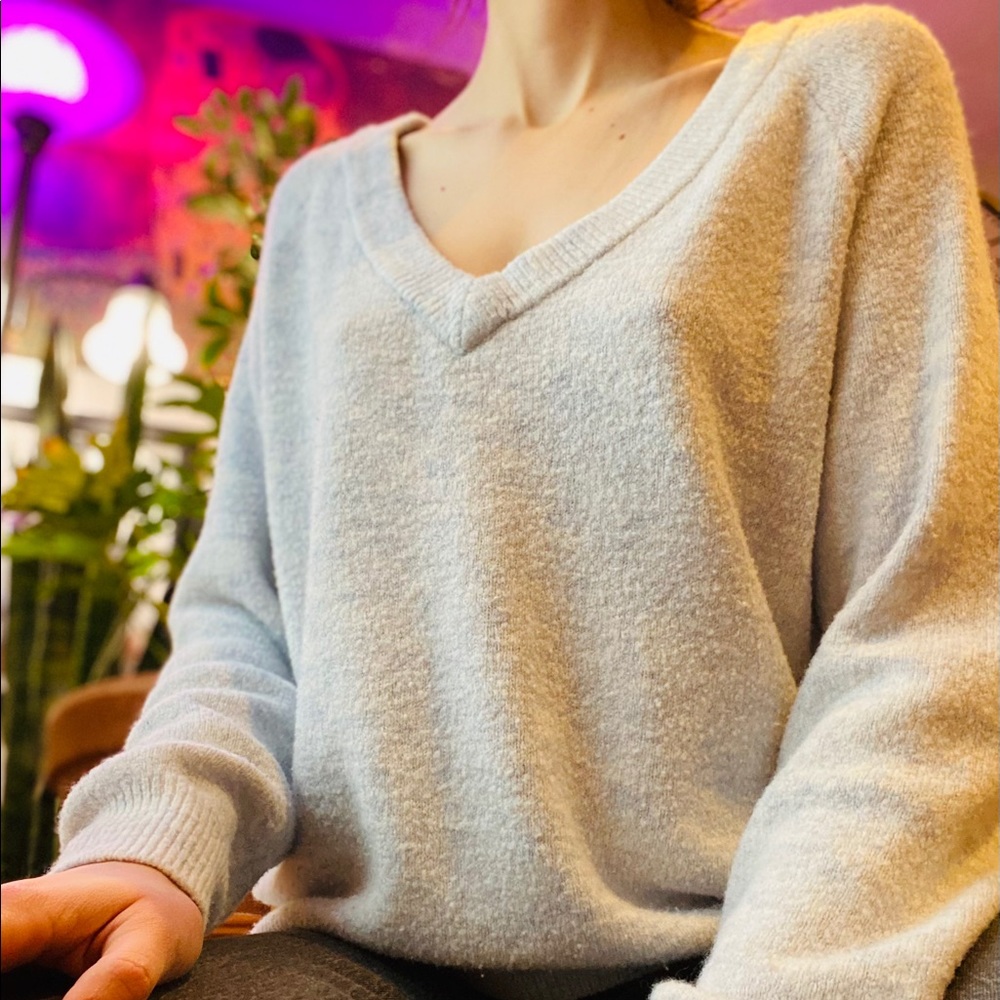 Basic H&M Fuzzy Blue Sweater